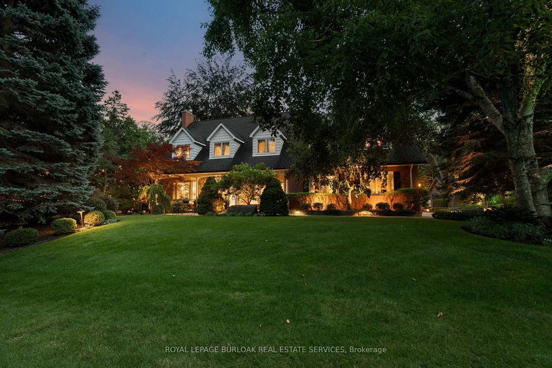 166 Maple Grove Dr, Oakville, L6J 4V1 | Image 2