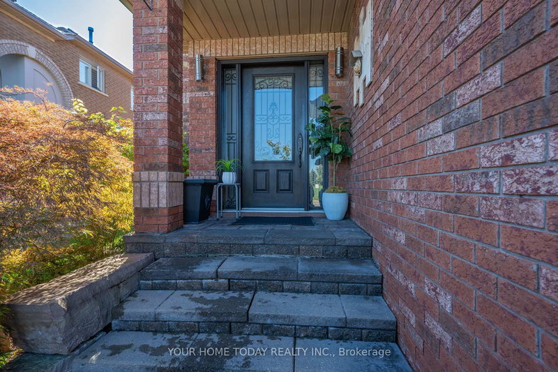 49 Miller Dr, Halton Hills, L7G 5P7 | Image 3