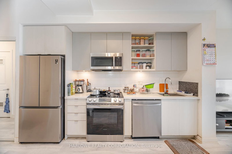 204 - 4655 Metcalfe Ave, Mississauga, L5M 0Z7 | Image 2