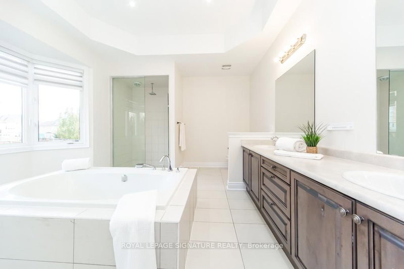 37 Royal Brampton,ON L6X 0Z8 — Photo 14