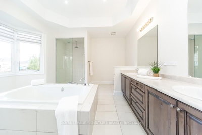 37 Royal Brampton,ON L6X 0Z8 — Photo 14