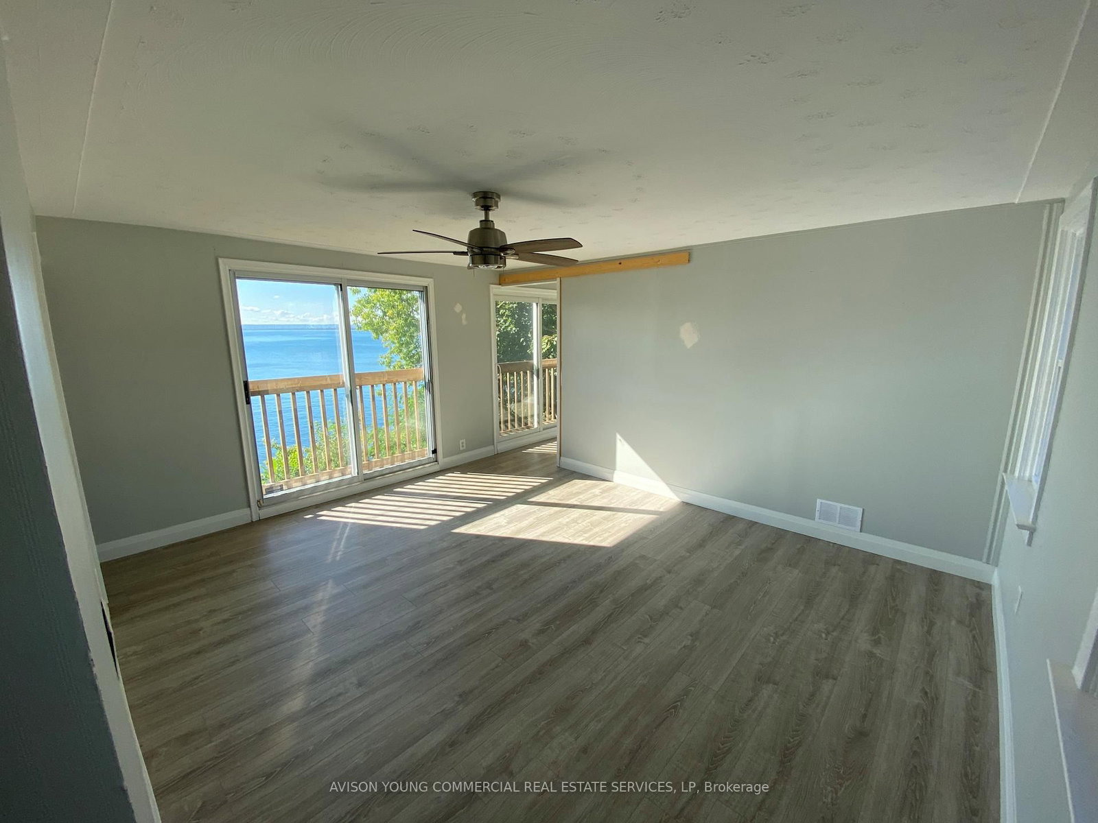 2108 Old Lakeshore Road - Photo 5