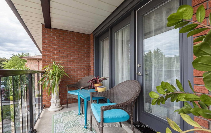 115 Antigua Rd, Mississauga, L5B 2T9 | Image 2