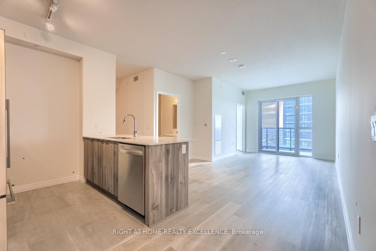 15 Watergarden Drive, Unit 1010 - Photo 8