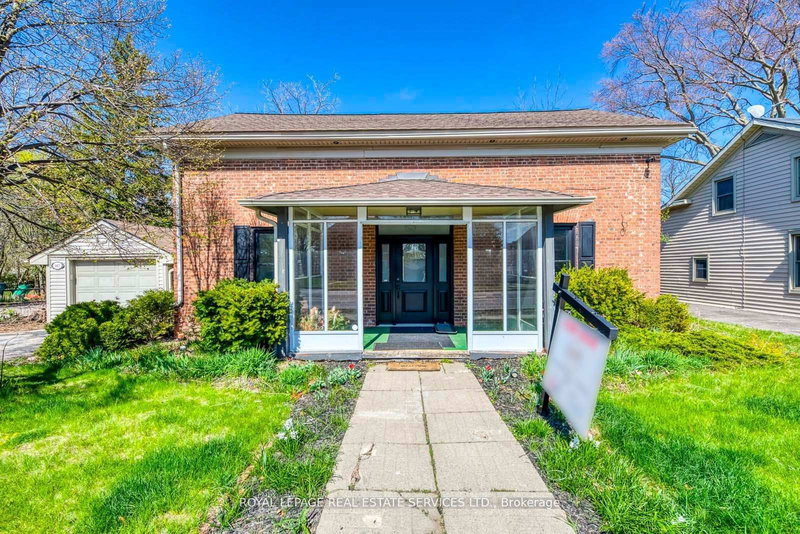 317 Queen St S, Mississauga, L5M 1M3 | Image 2