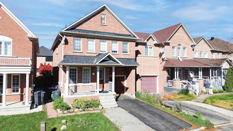 62 Pauline Cres, Brampton, L7A 2V6 | Image 2