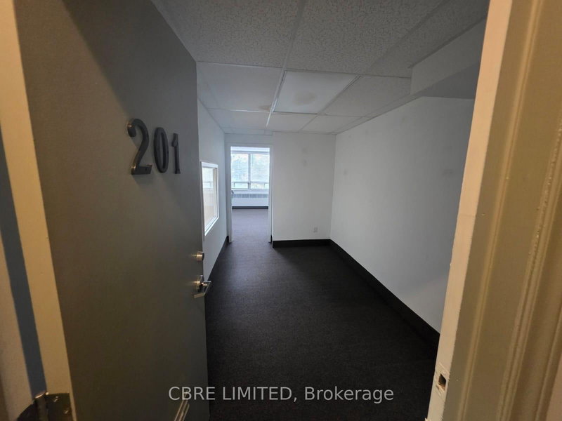 5140* Dundas St W, Toronto, M9A 1C2 | Image 2