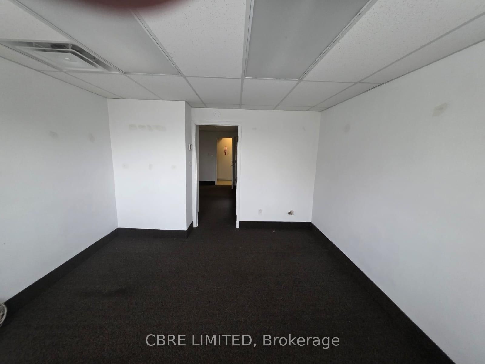 5140* Dundas Street W - Photo 4