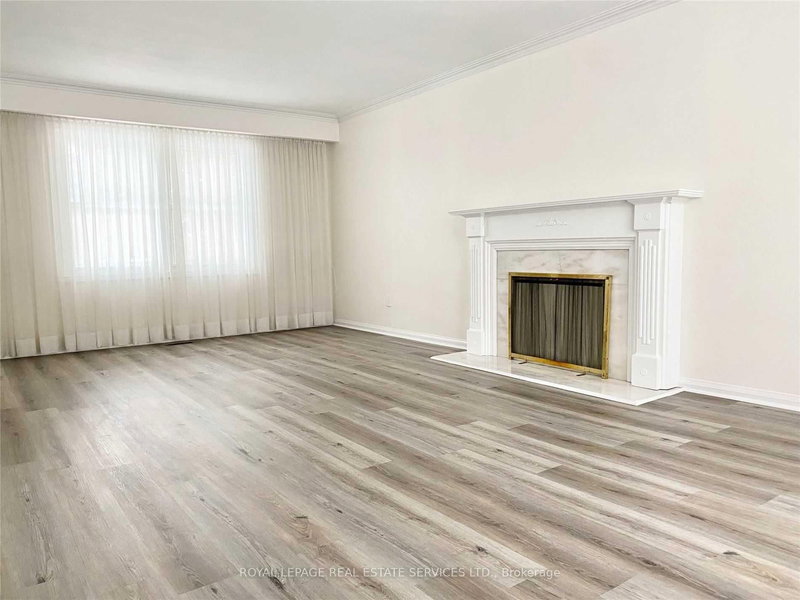 1268 CLEAVER Dr, Oakville, L6J 1W3 | Image 3