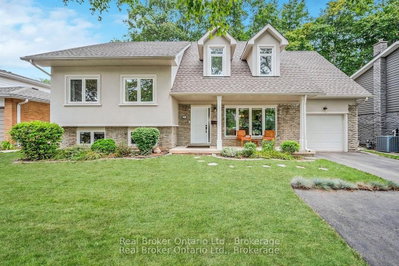 285 Surrey Drive — photo 2