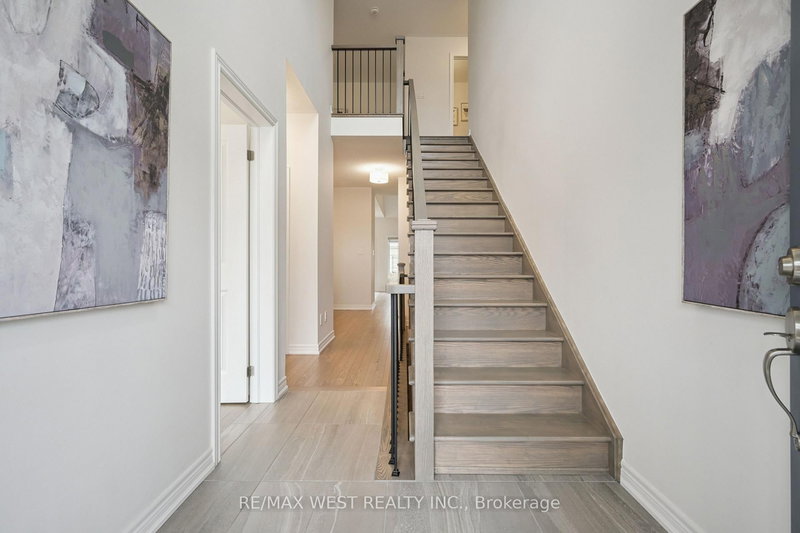 4 Clermiston Cres, Brampton, L6R 3W9 | Image 2