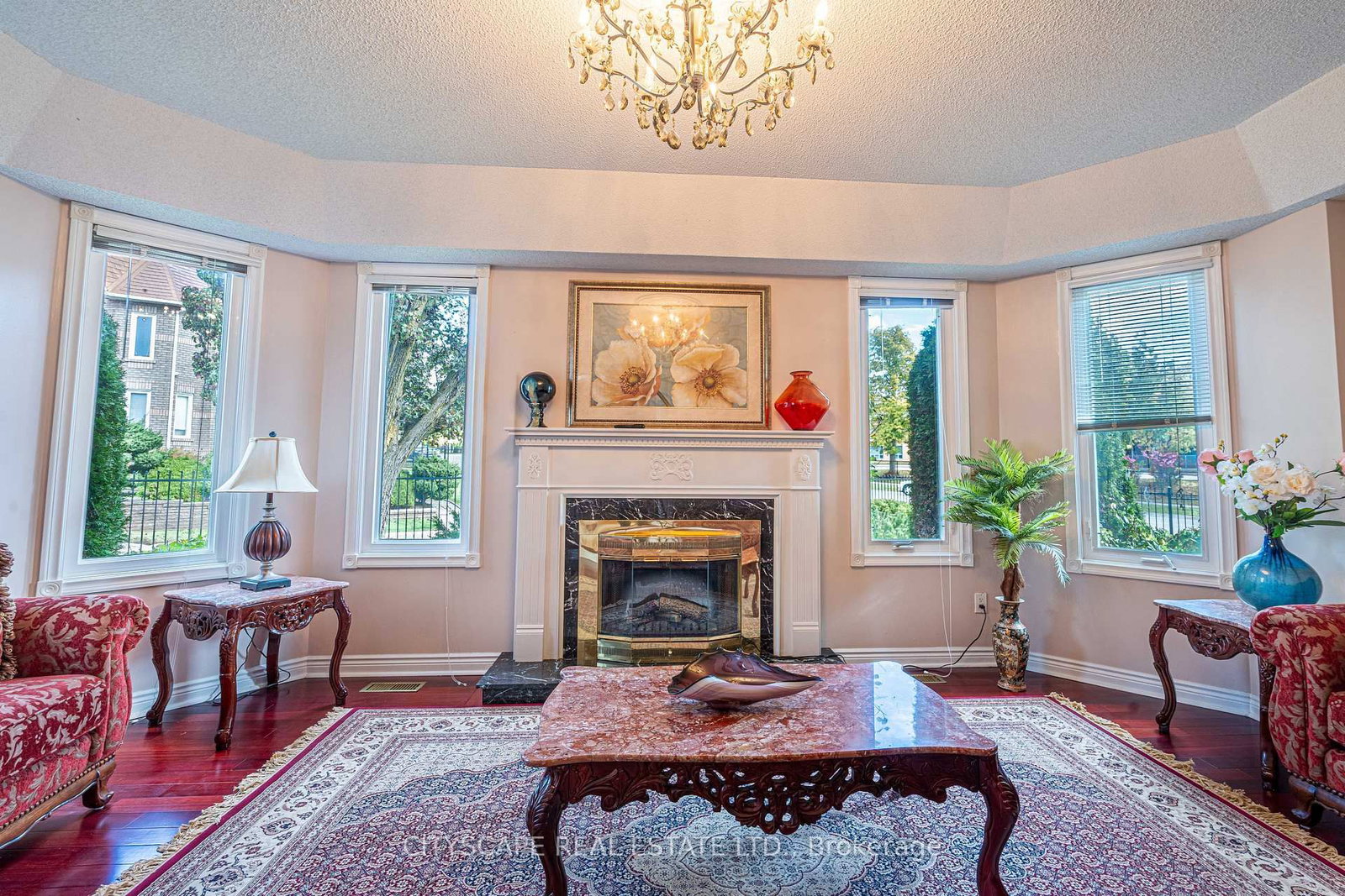 Listing Image 7