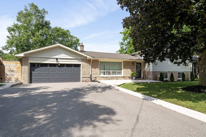 47 Larry St, Caledon, L7C 1K8 | Image 2