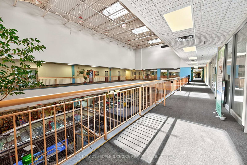216 - 1550 S Gateway Rd, Mississauga, L4W 5G6 | Image 2