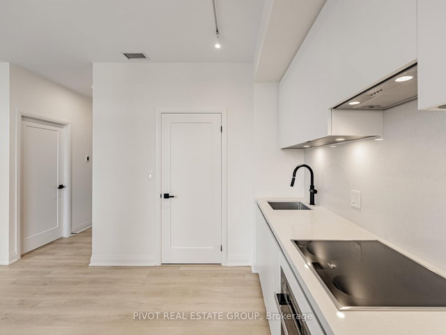 603 - 4023 The Exchange