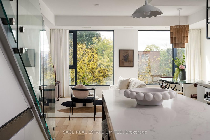 321 - 35 Wabash Ave, Toronto, M6R 0A9 | Image 3