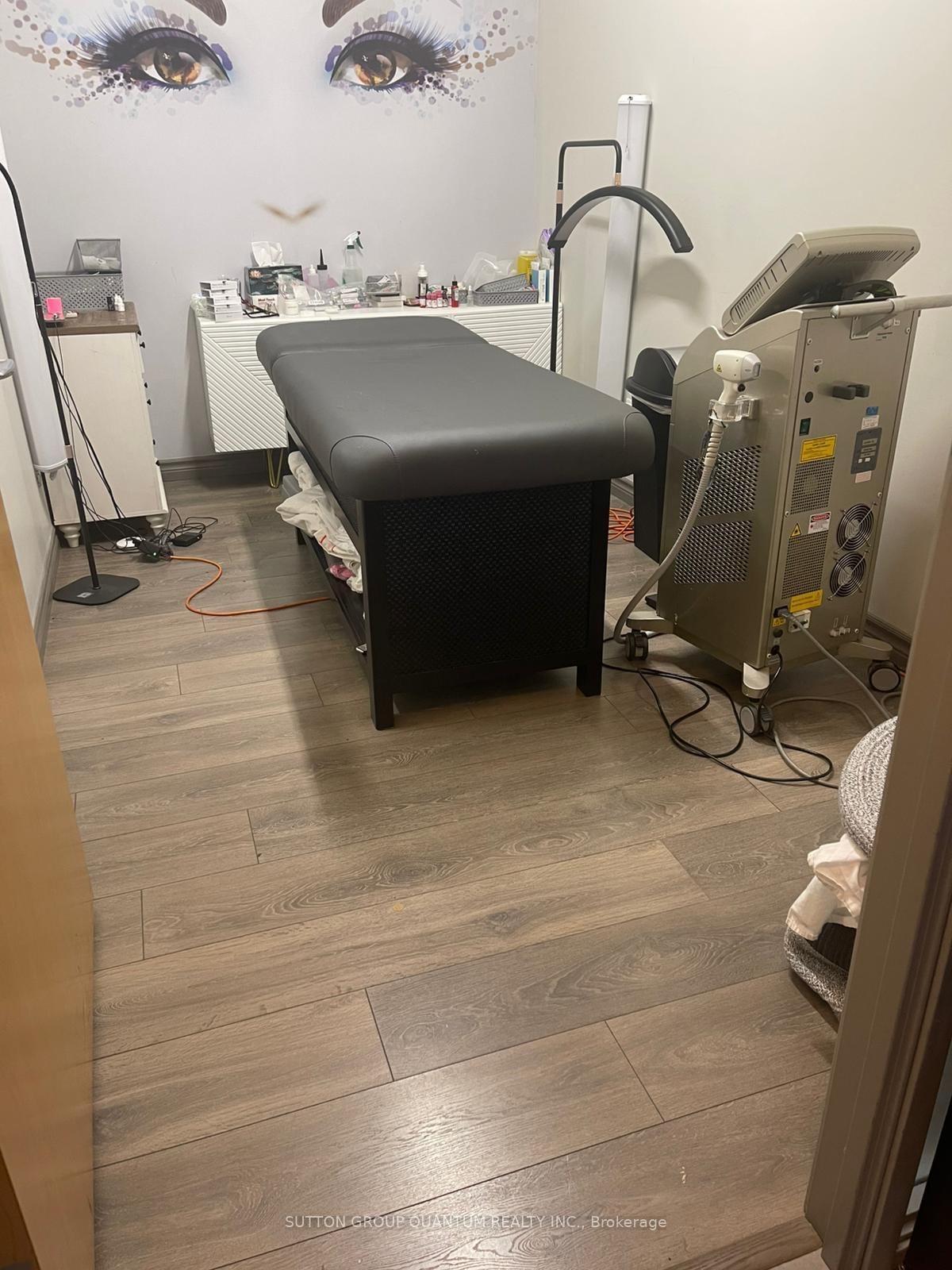 1 QUEENSGATE Boulevard, Unit Unit 10 - Photo 6