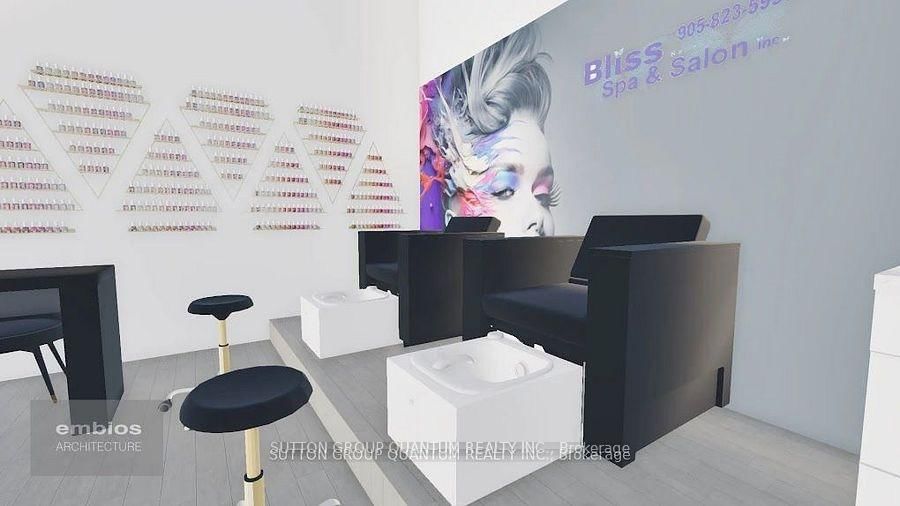 1 QUEENSGATE Boulevard, Unit Unit 10 - Photo 8