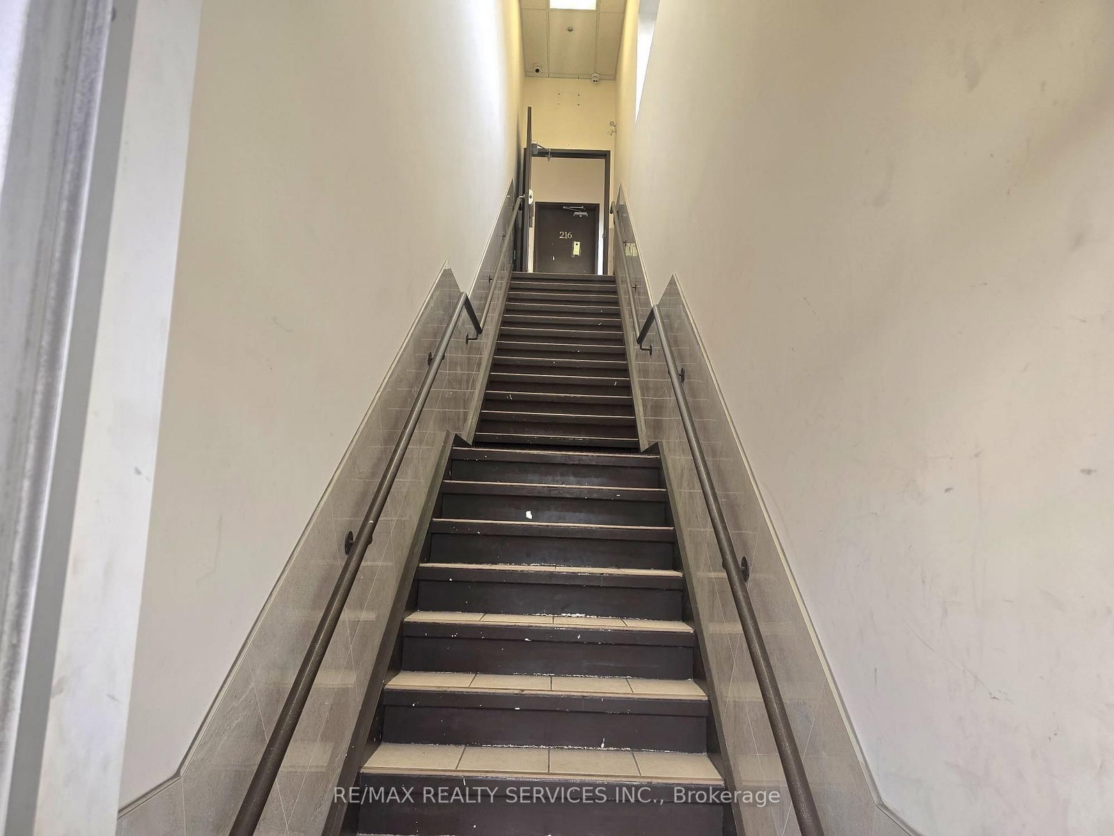 19 Woodbine Downs Boulevard, Unit 216 - Photo 2