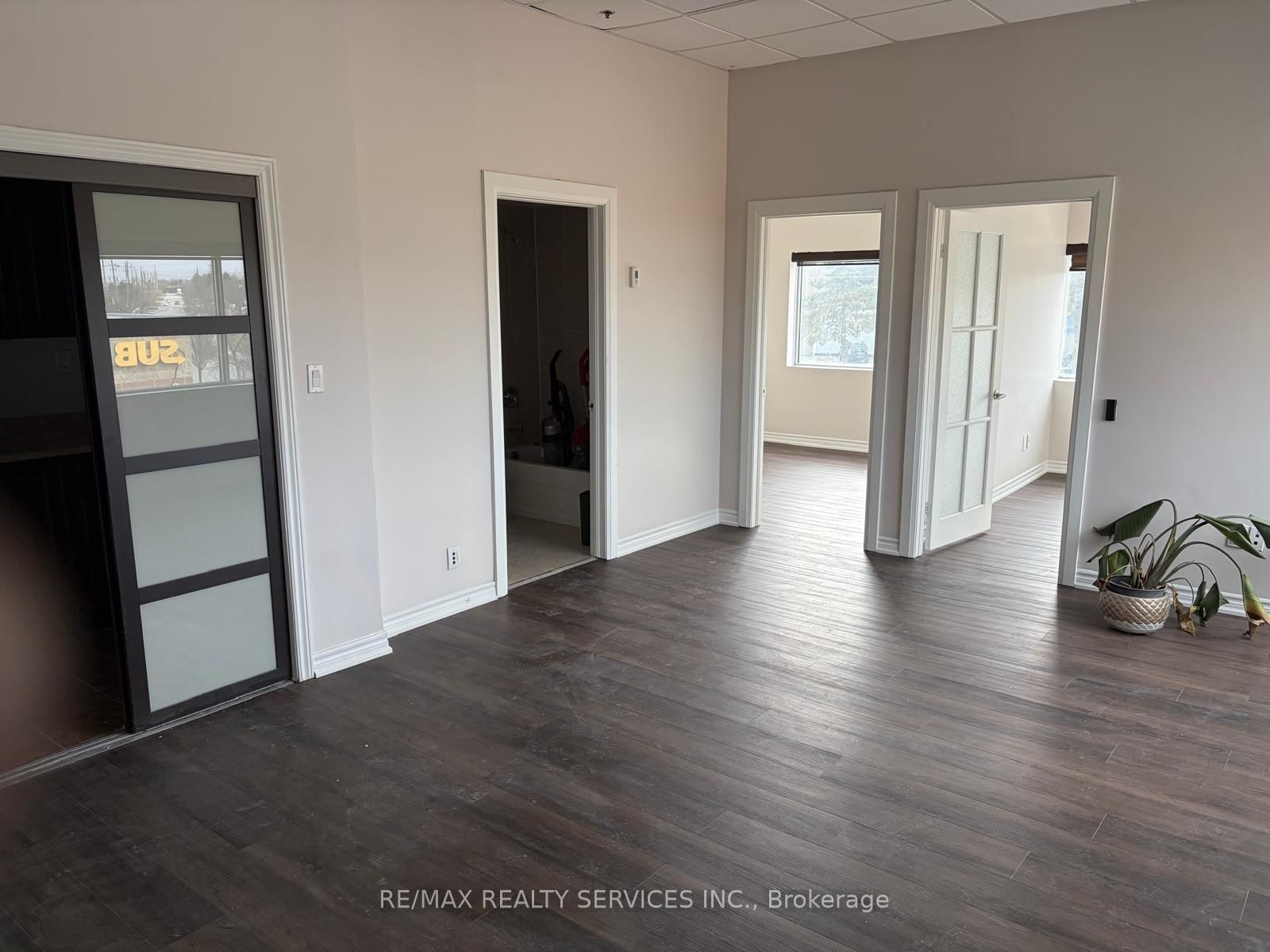 19 Woodbine Downs Boulevard, Unit 216 - Photo 4