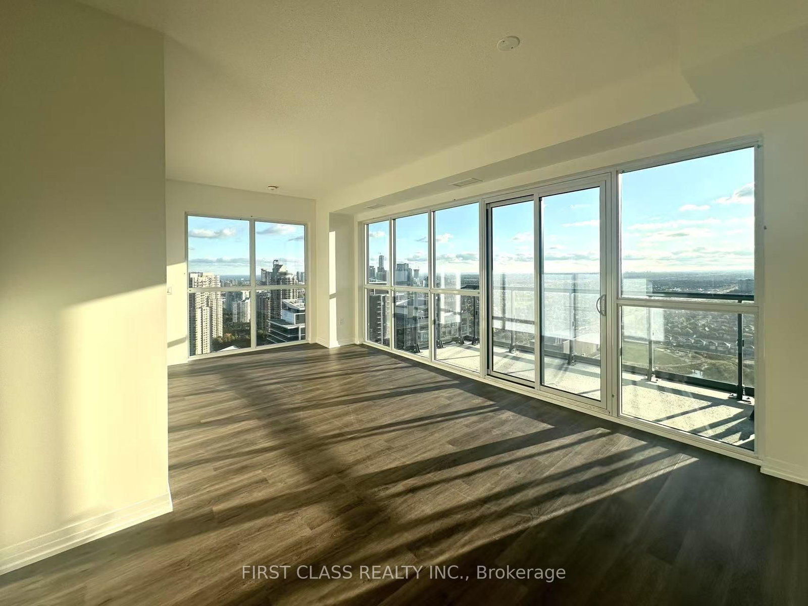 15 Watergarden Drive, Unit 3204 - Photo 4