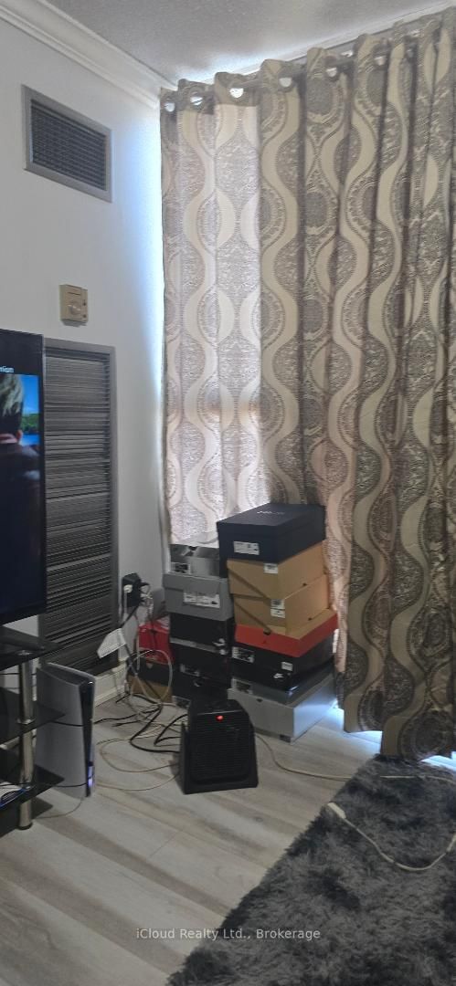 706 - 600 Rexdale Blvd, Toronto, M9W 6T4 | Image 3