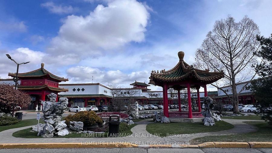 888 Dundas Street E, Unit E11