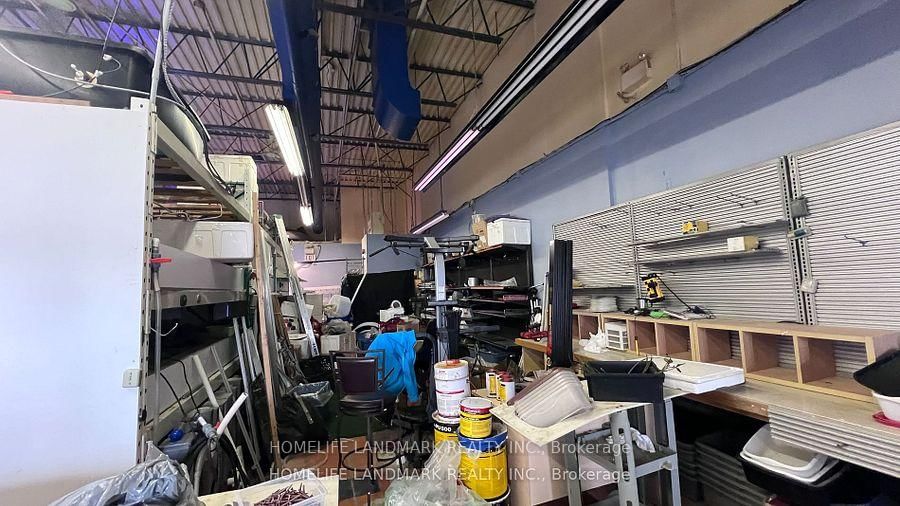 888 Dundas Street E, Unit E11 - Photo 2