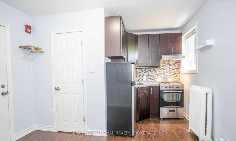 205 - 70 Melbourne Ave, Toronto, M6K 1K7 | Image 3