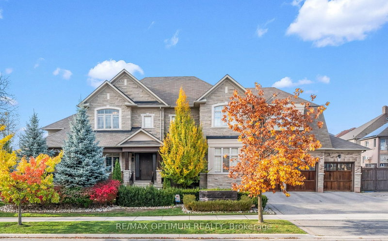 2 Berkwood Hllw, Brampton, L6Y 0G8 | Image 2