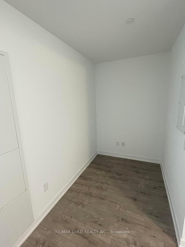 Room2