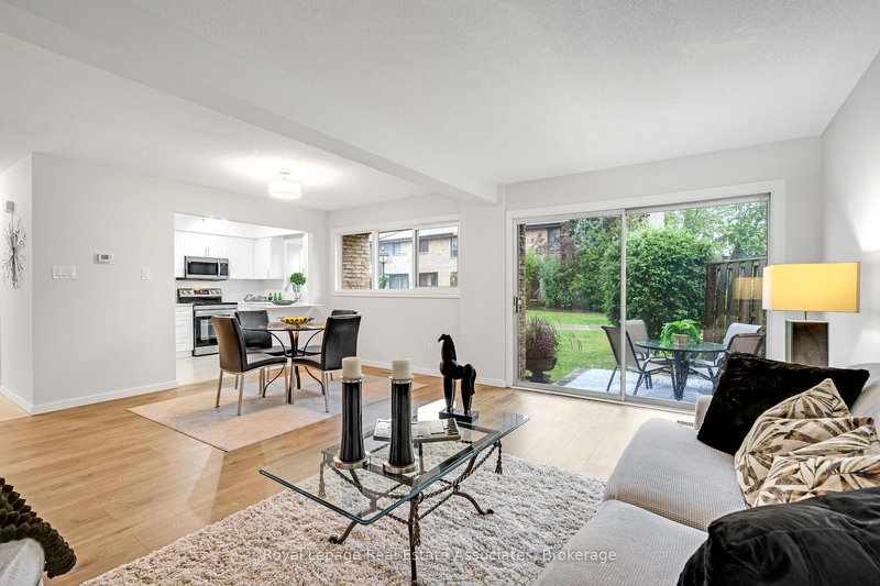 57 - 2605 Woodchester Dr, Mississauga, L5K 2E3 | Image 2