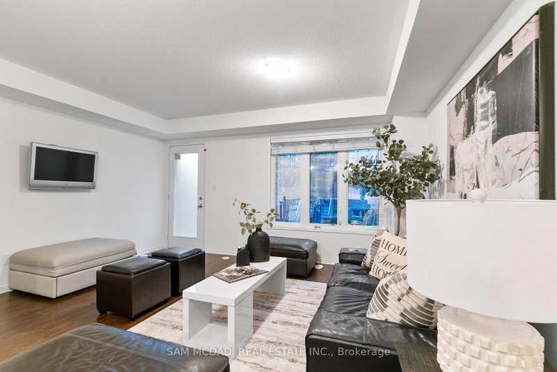 3250 Bentley Mississauga,ON L5M 0P7 — Photo 10