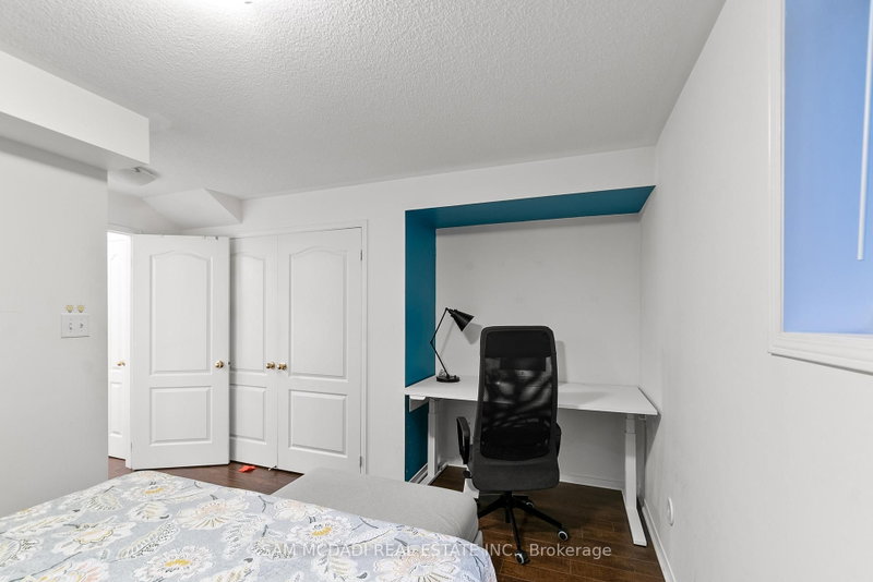 3250 Bentley Mississauga,ON L5M 0P7 — Photo 17