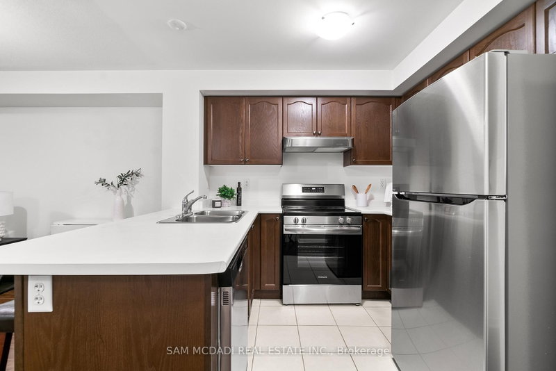 3250 Bentley Mississauga,ON L5M 0P7 — Photo 6