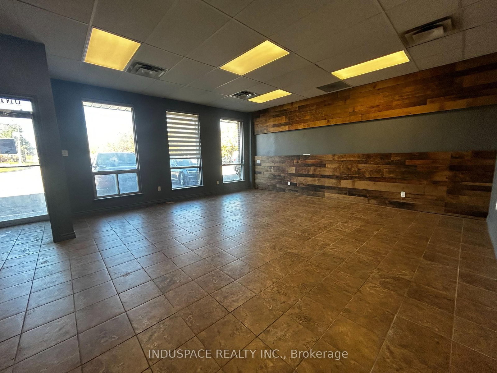 2480 Cawthra Road, Unit # 6 - Photo 2