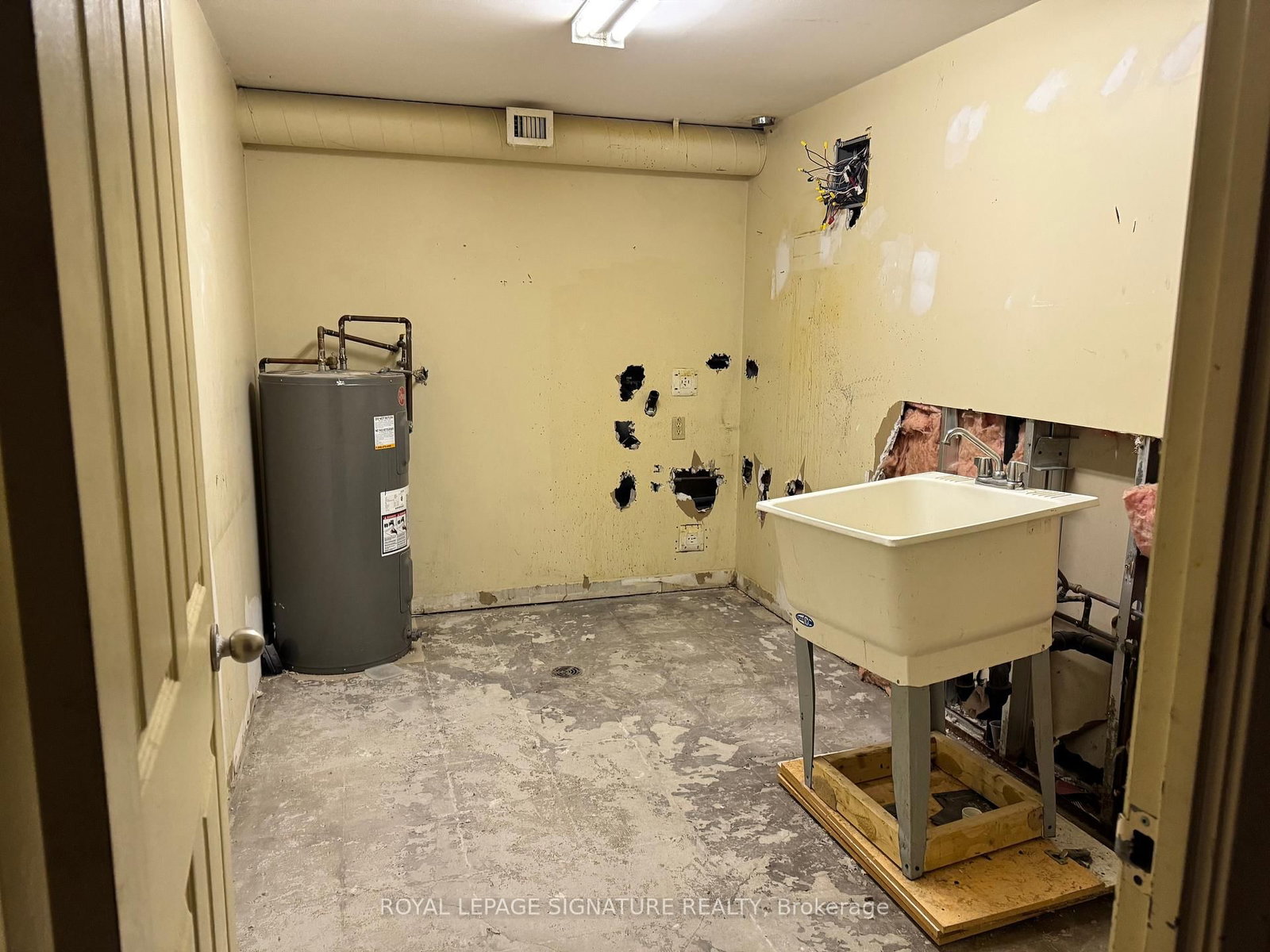 801 Dundas Street E, Unit Unit 1B - Photo 7