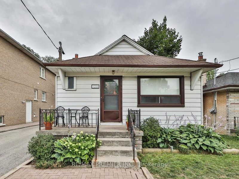 1223 Glencairn Ave, Toronto, M6B 2B6 | Image 2