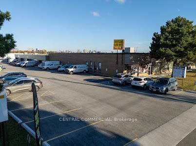 779 Alness St, Toronto, M3J 2H8 | Image 2