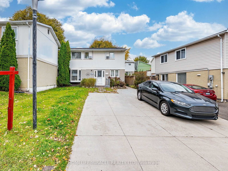 11 Hector Crt, Brampton, L6S 1P1 | Image 3