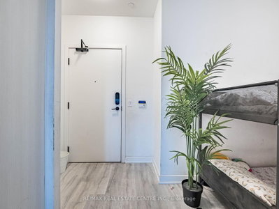 Unit 110 — 4655 Metcalfe Avenue — photo 6