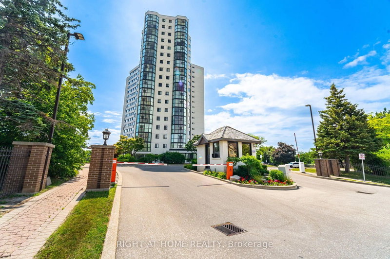 208 - 1360 Rathburn Rd E, Mississauga, L4W 4H4 | Image 2