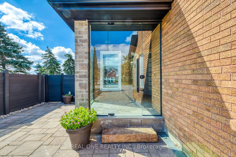 6150 Duford Dr, Mississauga, L5V 1A6 | Image 3