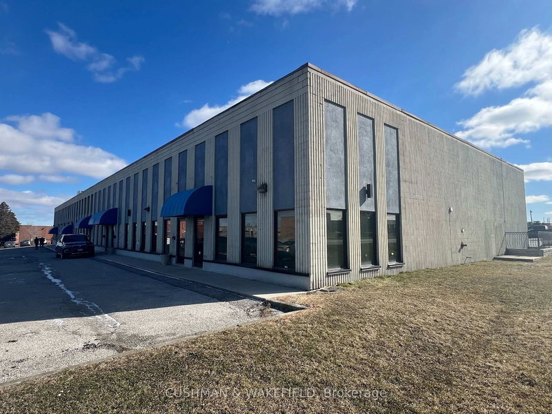 115-133 Limestone Cres, Toronto, M3J 2R1 | Image 2