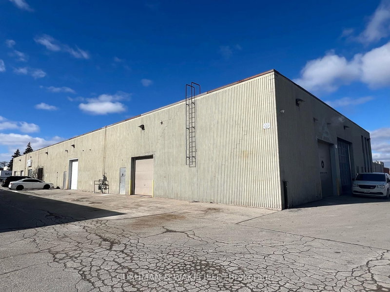 115-133 Limestone Cres, Toronto, M3J 2R1 | Image 3