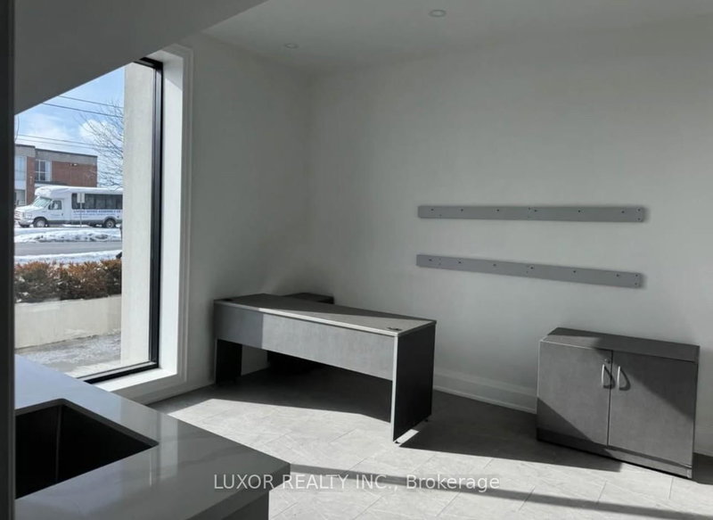 Unit B - 134 Millwick Dr, Toronto, M9L 1Y6 | Image 3