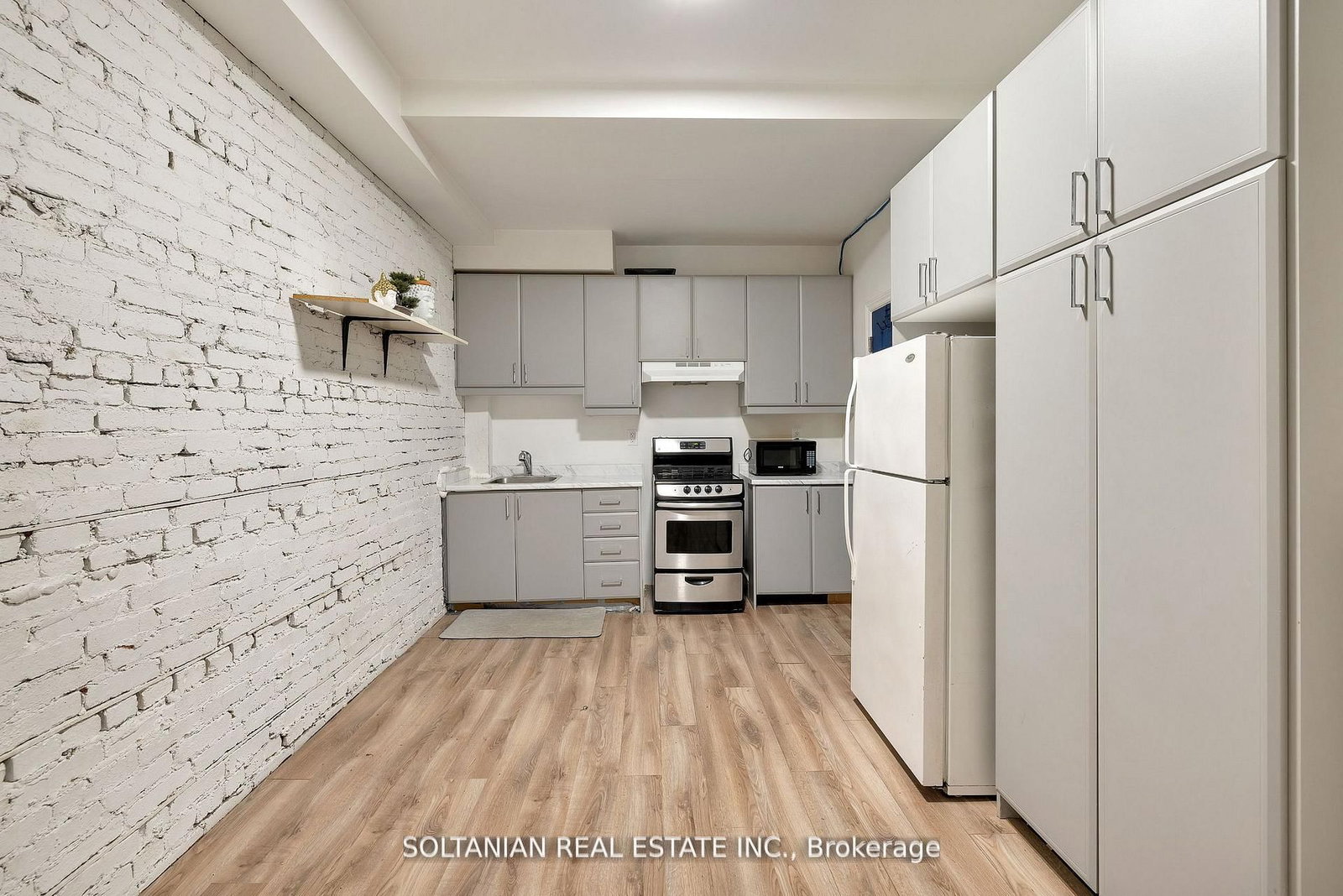 1742 St Clair Avenue W - Photo 9