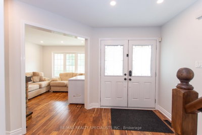 929 Philbrook Drive — photo 3