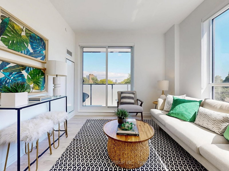 525 - 4365 Bloor St W, Toronto, M9C 1R3 | Image 3