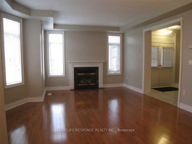 UPPER LEVEL - 2 McNutt Street
